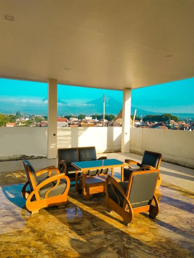 Bluefire Homestay Syariah Banyuwangi  Ngoại thất bức ảnh