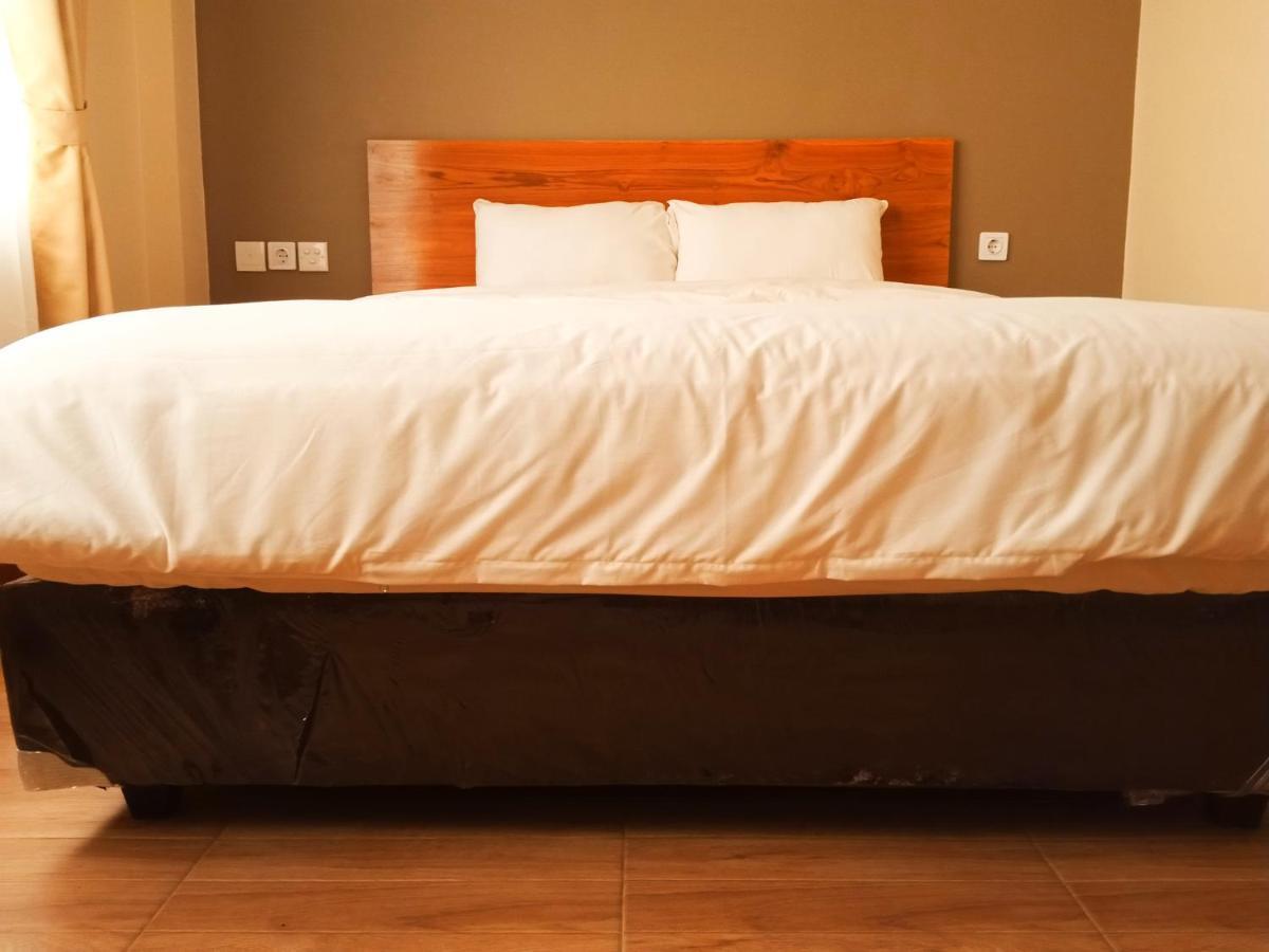 Bluefire Homestay Syariah Banyuwangi  Ngoại thất bức ảnh